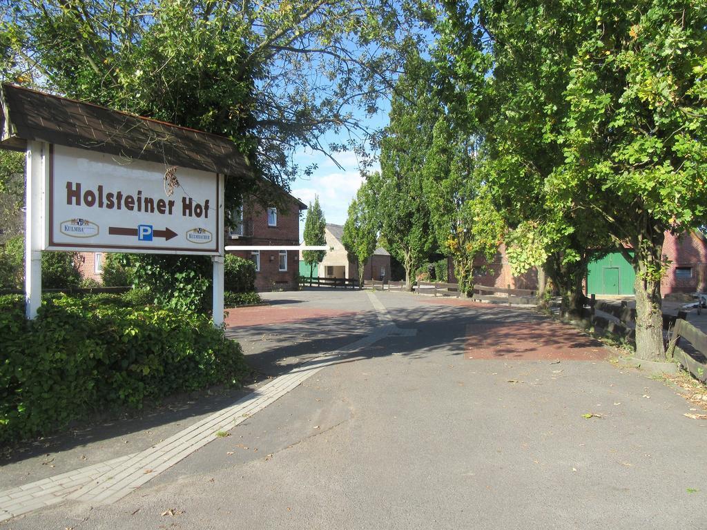 Holsteiner Hof Hotel Heist Exterior photo